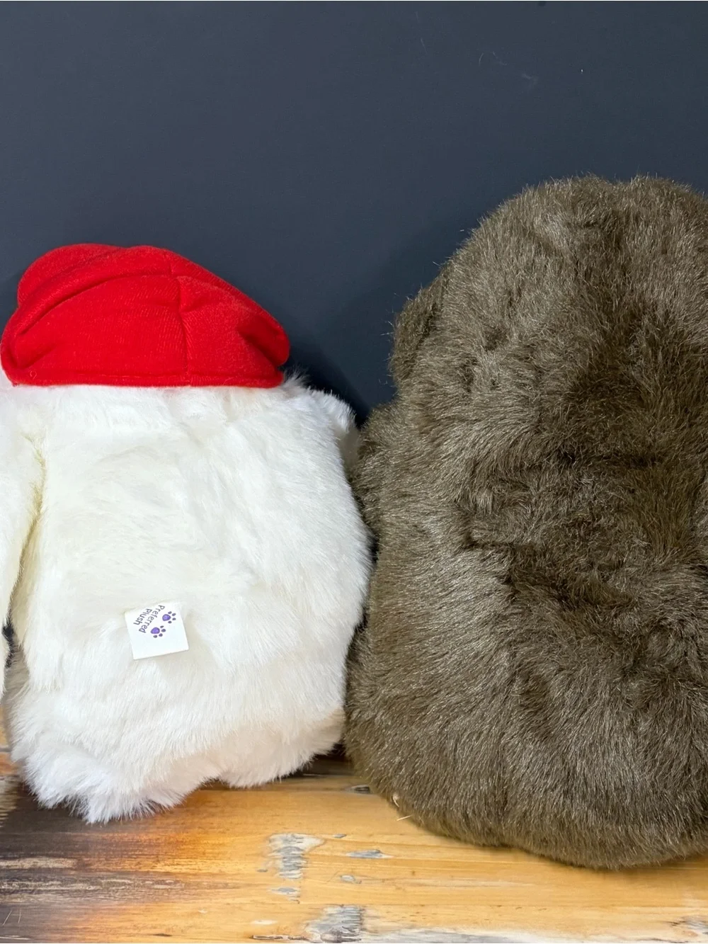 Vintage Brown & White Gorilla Side Eyes Plush Stuffed Animal Holding Banana RARE
